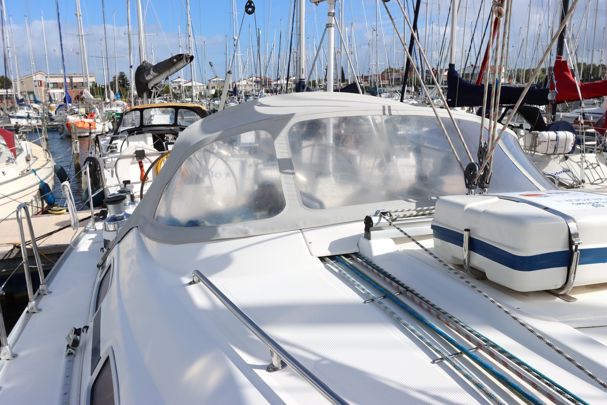 foto: 18 Bavaria 42-3 Cruiser