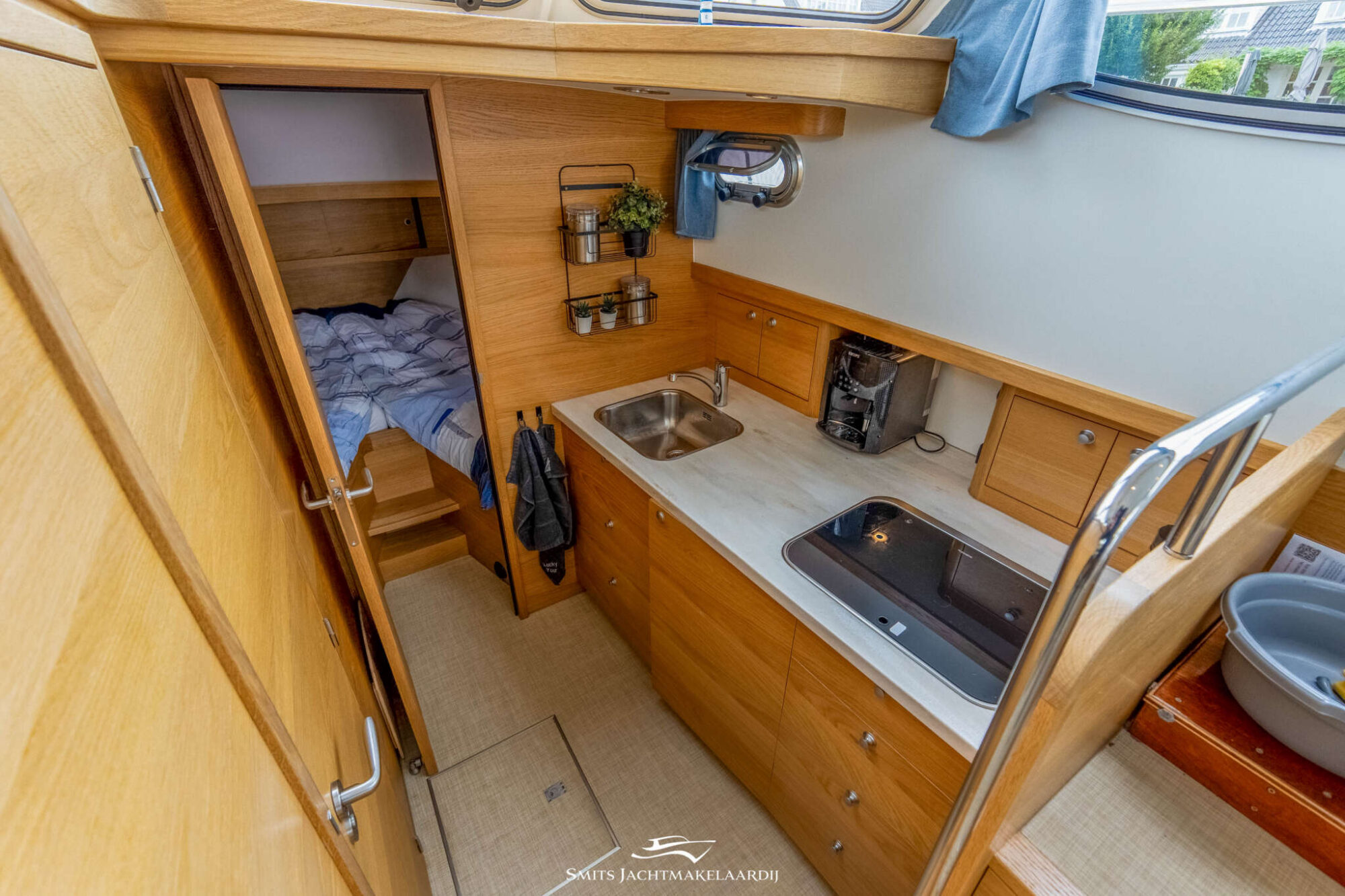foto: 5 Vedette Vedette 33 Salon Comfort Line