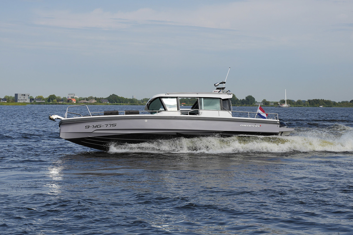 foto: 5 Axopar 28 Cabin