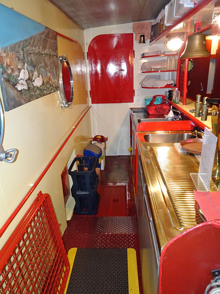 foto: 12 Dagpassagiersschip 200 pers