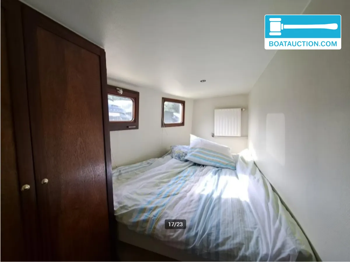 foto: 9 Motorboot 1500