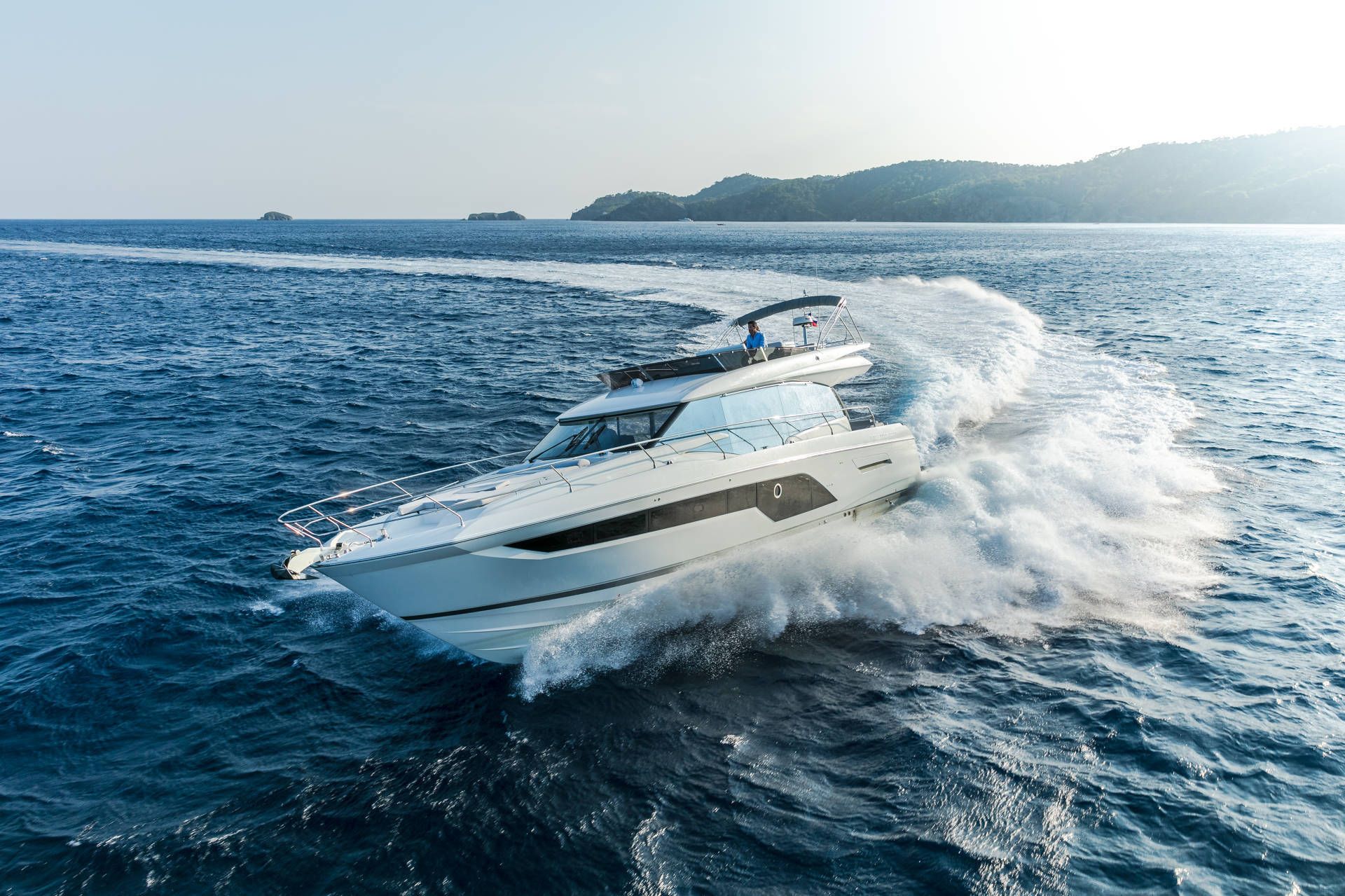 foto: 15 Prestige 590 flybridge #129