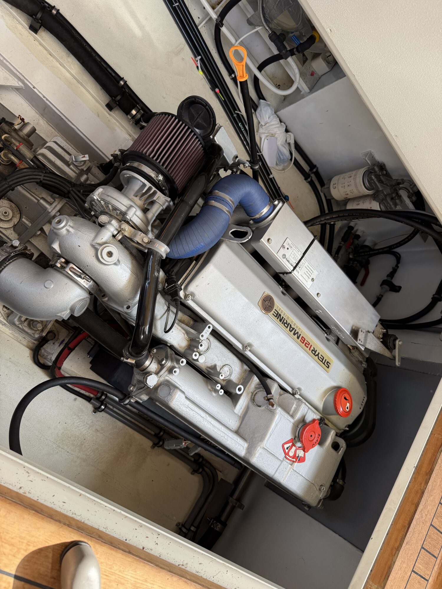 foto: 9 Tryvia Tryvia 1100 OK Cabrio Spiegeldeur