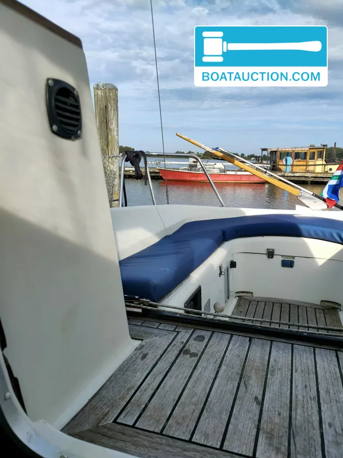 foto: 4 Jeanneau Fantasia 27