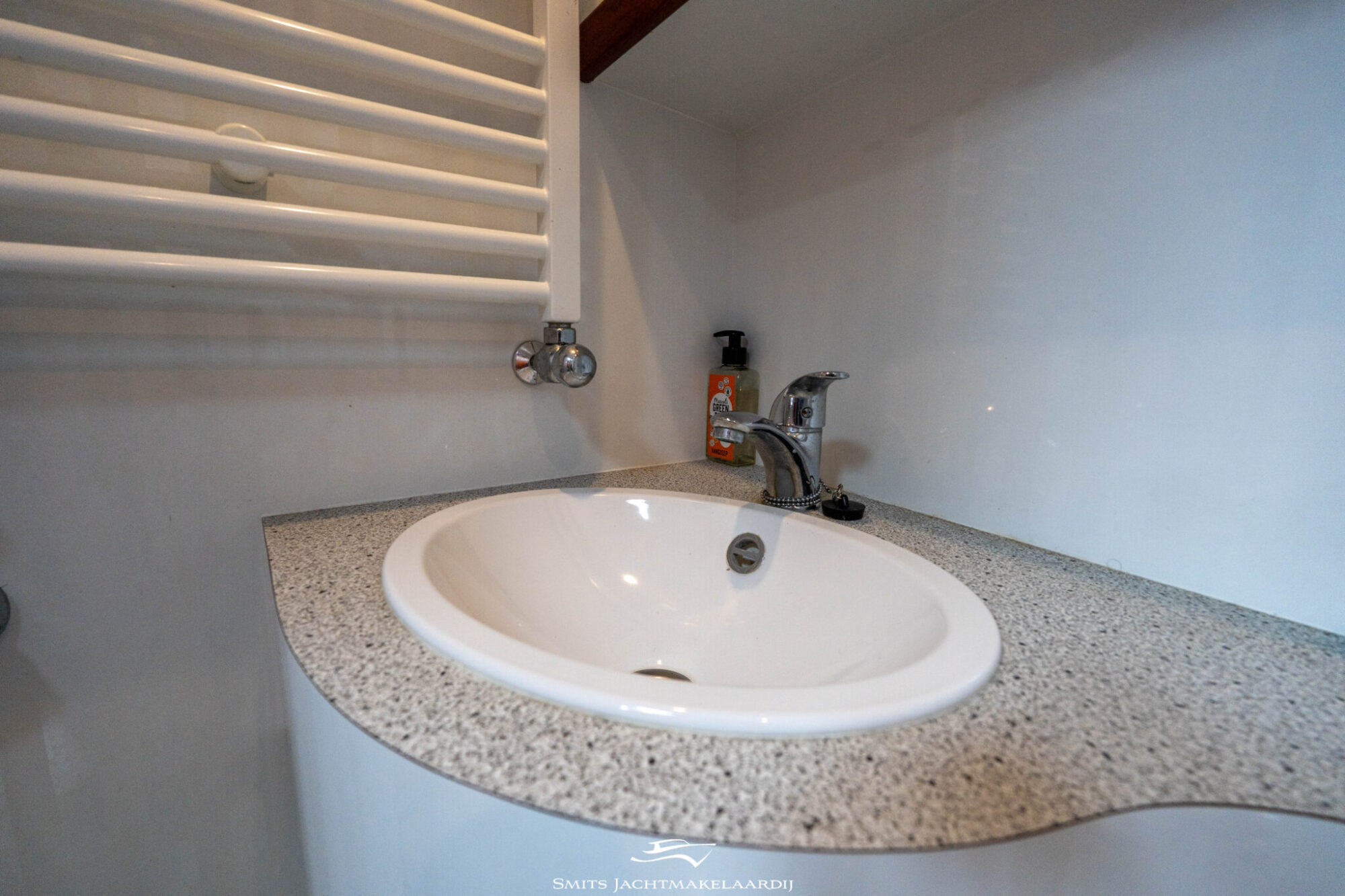 foto: 9 Jetten Jetten Bully 9.60 AK