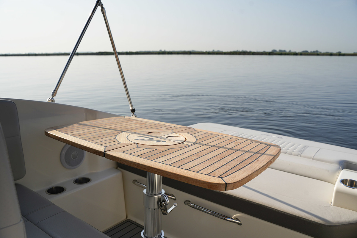 foto: 11 Sea Ray 265