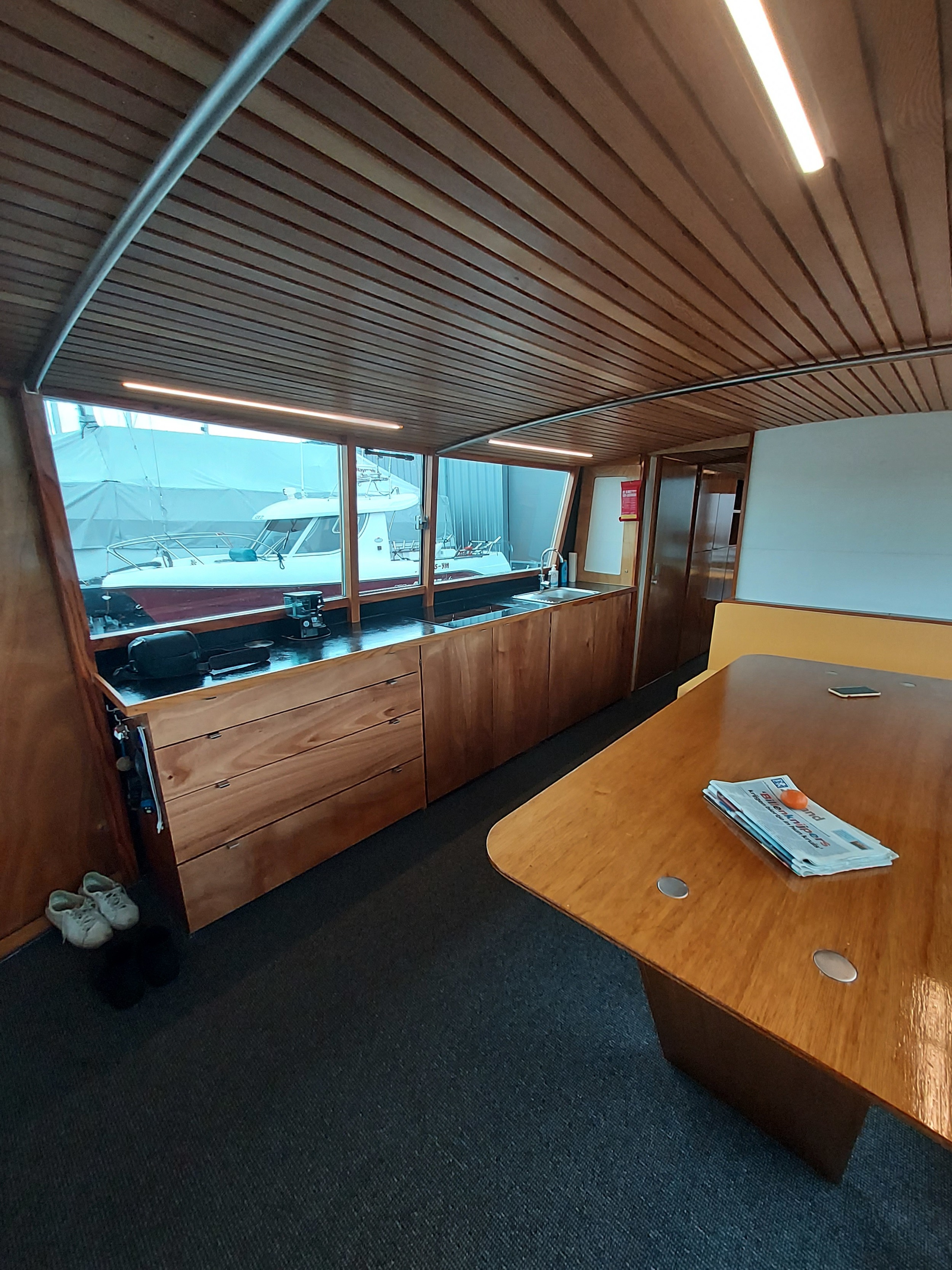 foto: 4 Motor Catamaran 11.60