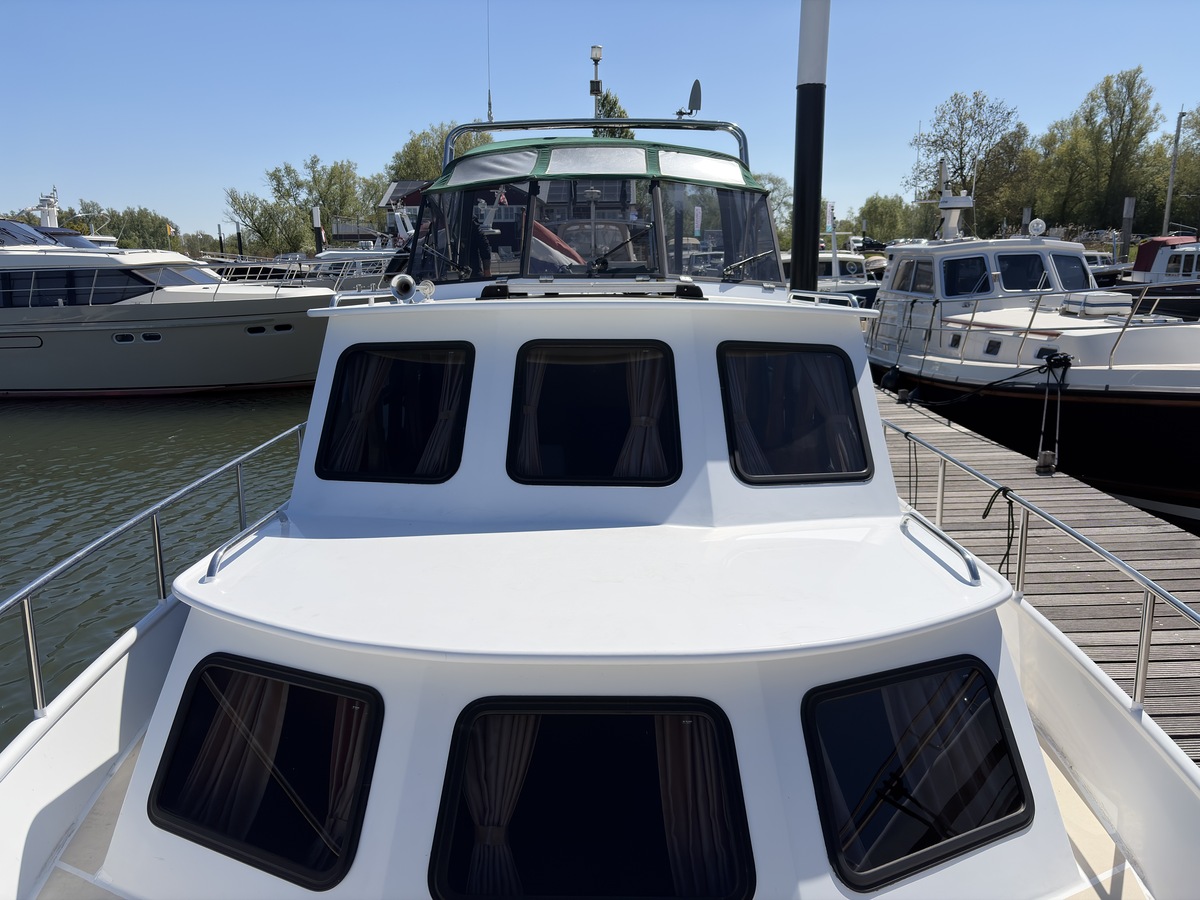 foto: 4 Jacabo 10.25 SL