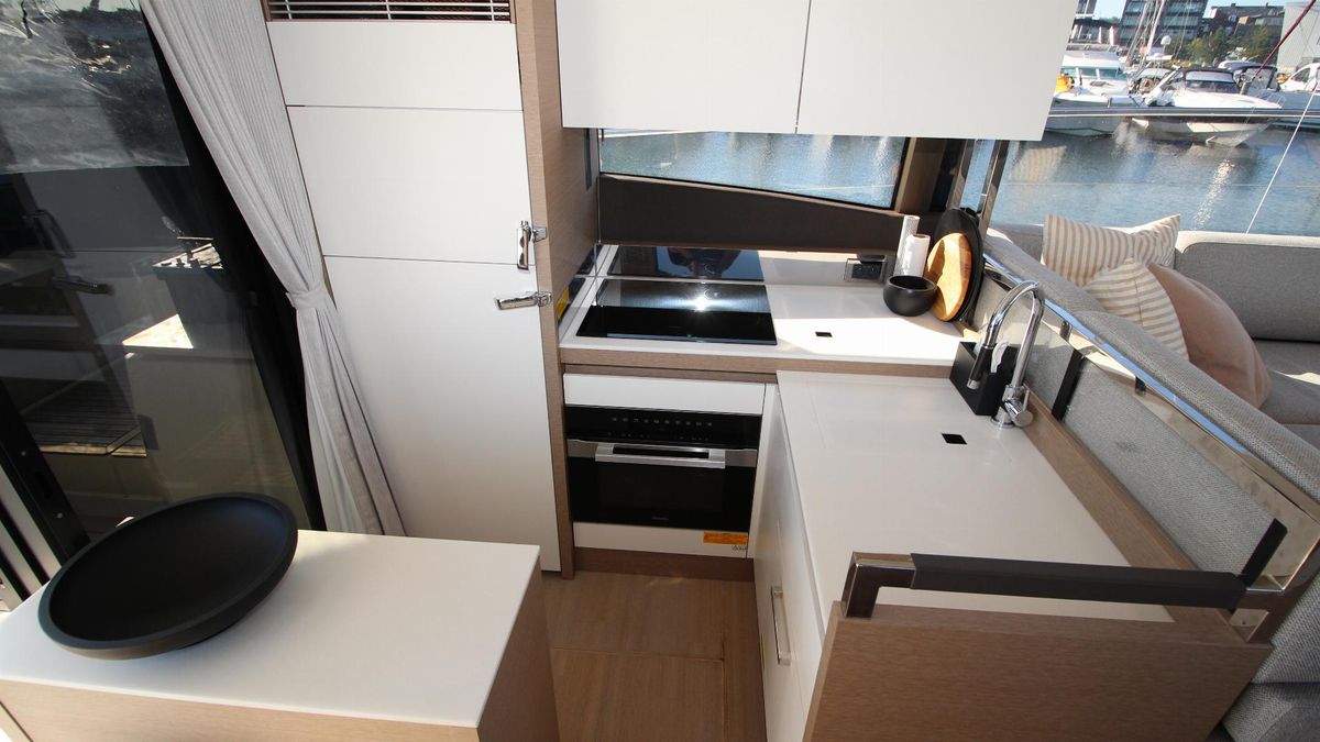 foto: 5 Prestige 520 S