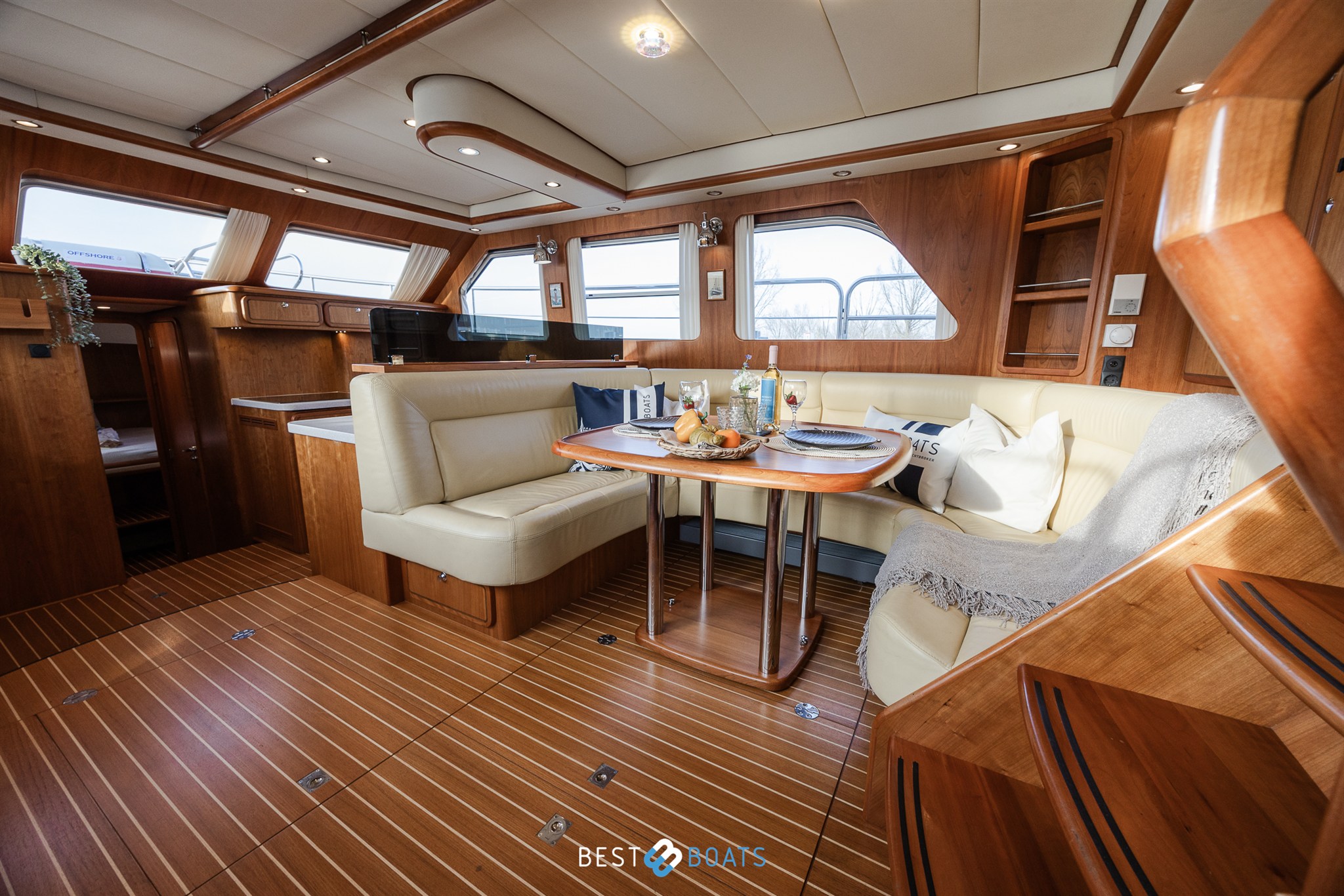 foto: 6 Linssen Grand Sturdy 500 Variotop MKII