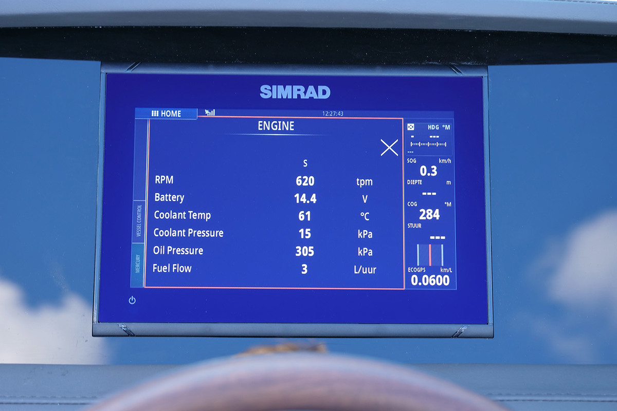 foto: 6 Sea Ray SPX 230