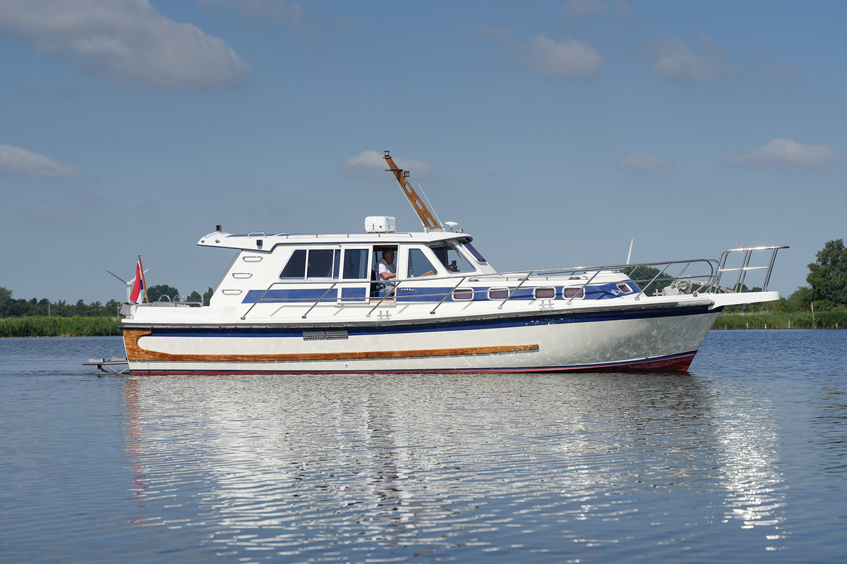 foto: 5 Aquastar Ocean Ranger 38