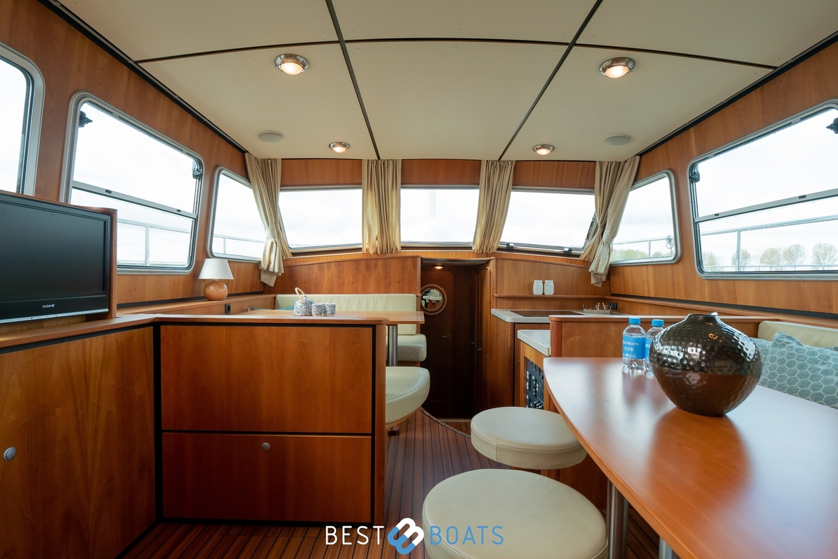 foto: 8 Linssen Grand Sturdy 40.9 AC