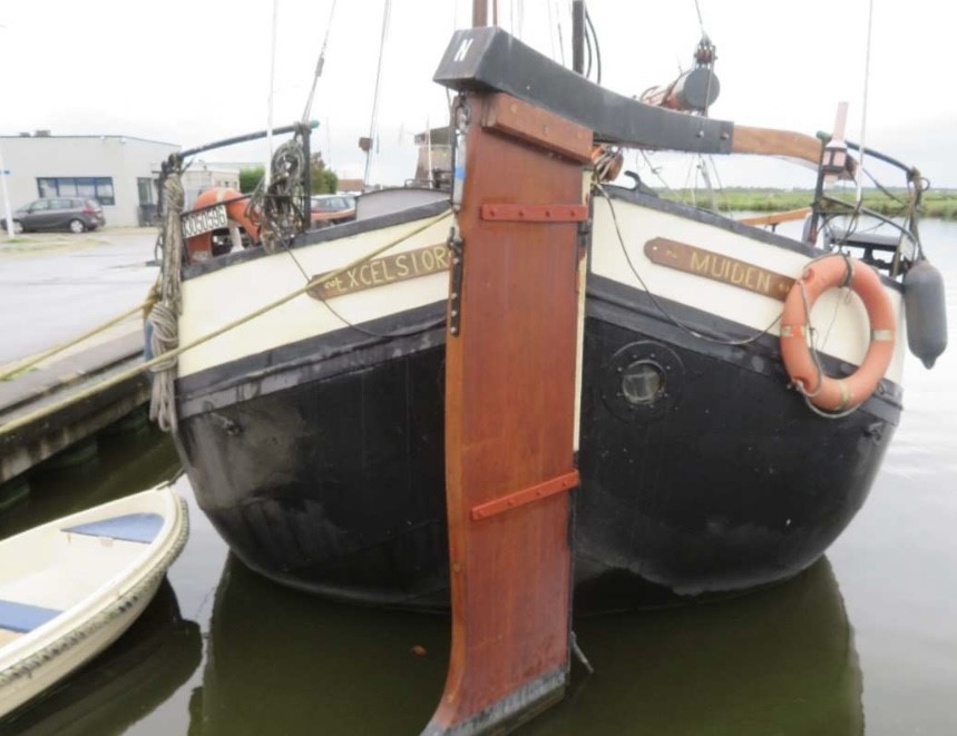 foto: 4 Hasselteraak 24.00 Charter/woonschip