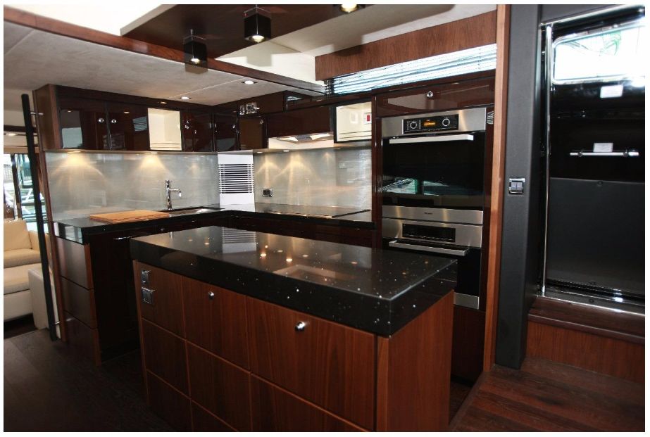 foto: 5 Fairline Squadron 78