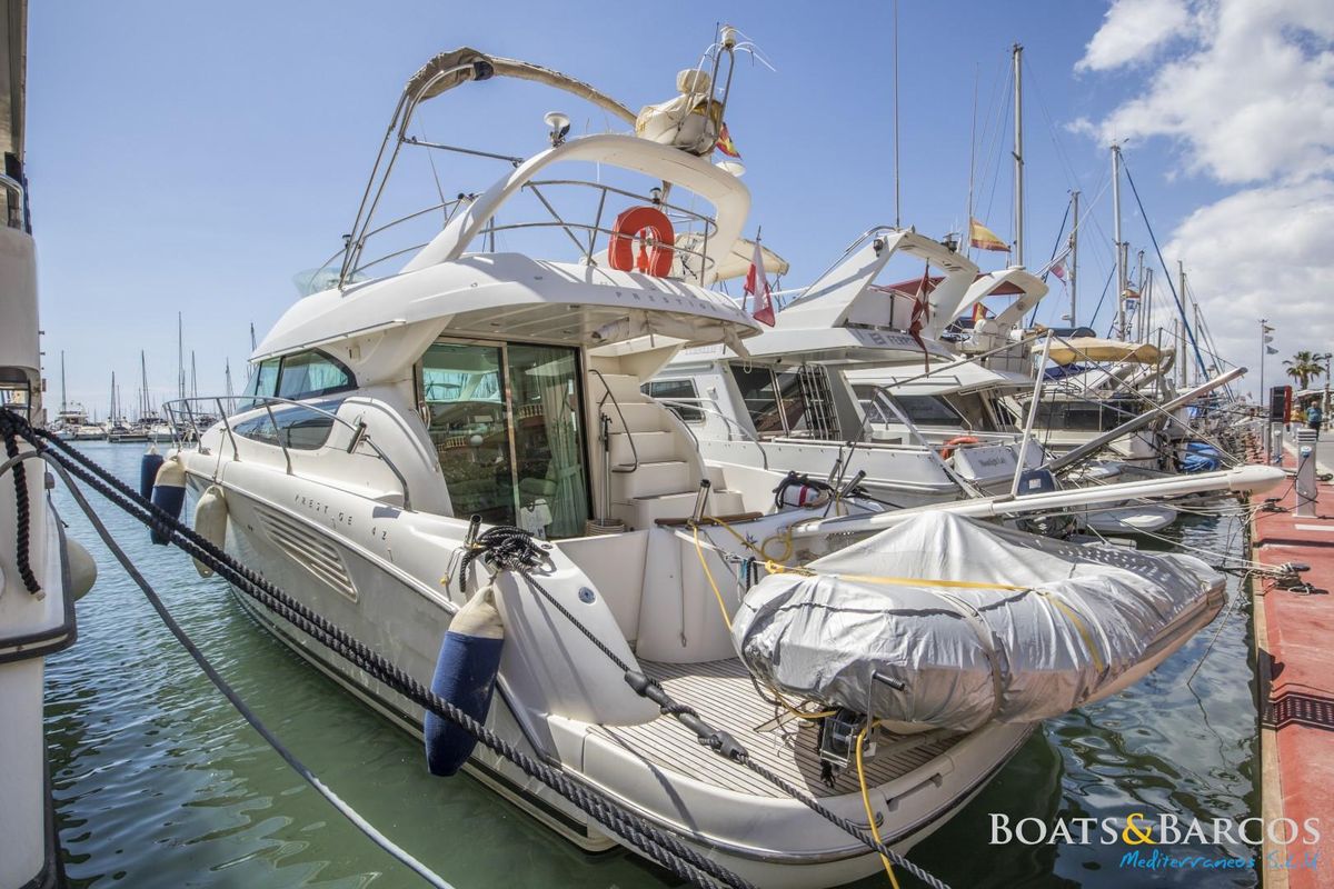 foto: 6 Prestige 42 Fly