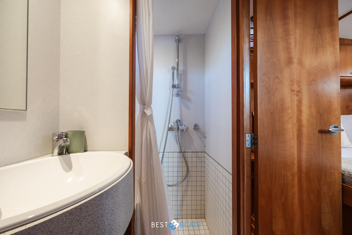 foto: 6 Linssen Grand Sturdy 380 AC 