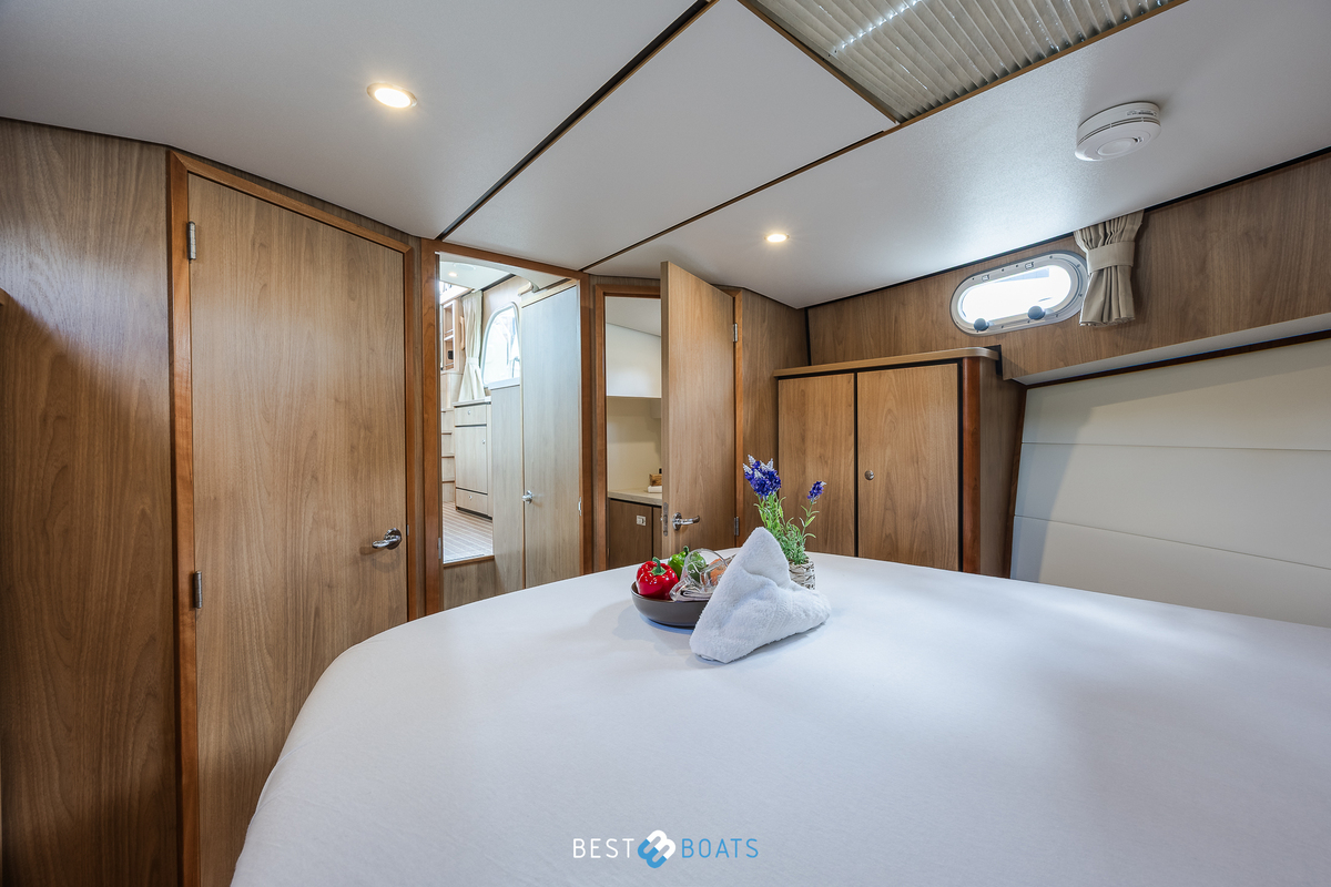foto: 4 Linssen Grand Sturdy 35.0 AC