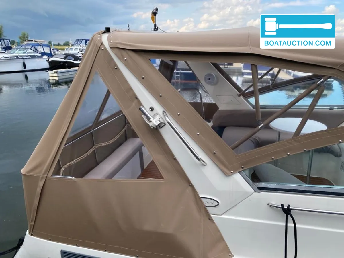 foto: 5 Campion Victoria 957srli