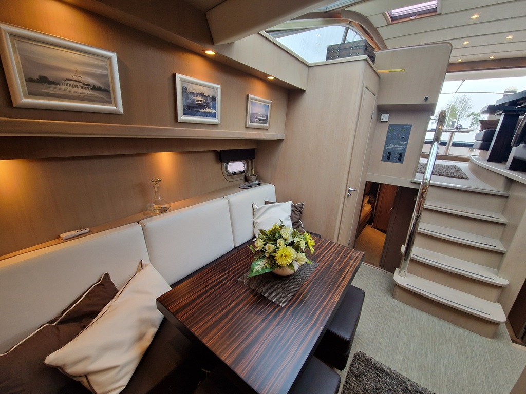 foto: 8 Noblesse Noblesse Bellamare '54