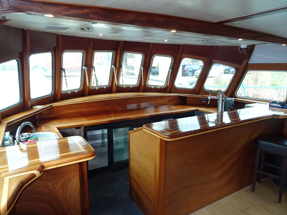 foto: 8 Dagpassagiersschip 152 pers