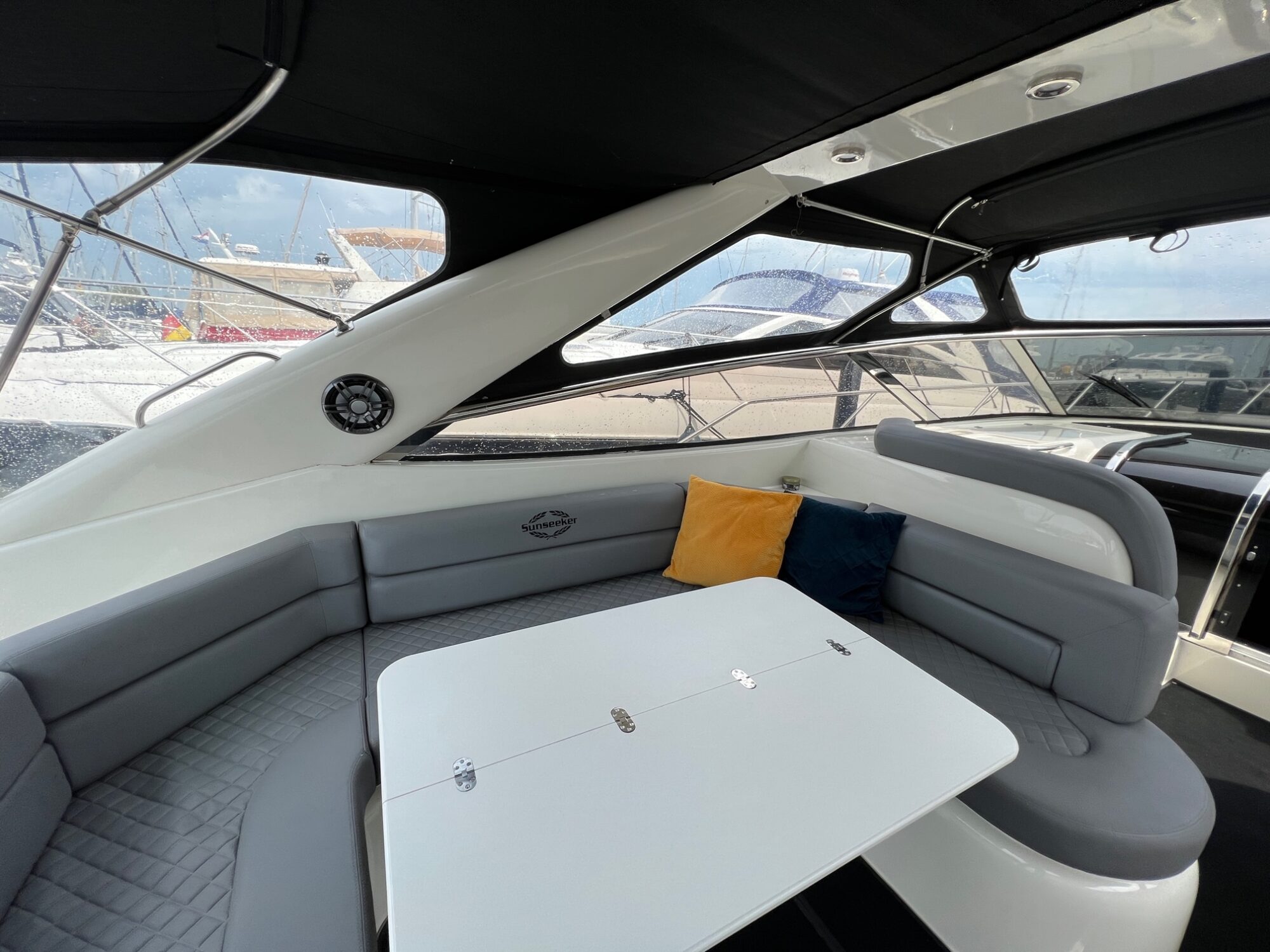 foto: 6 Sunseeker Sunseeker Camarque 47 Cabrio