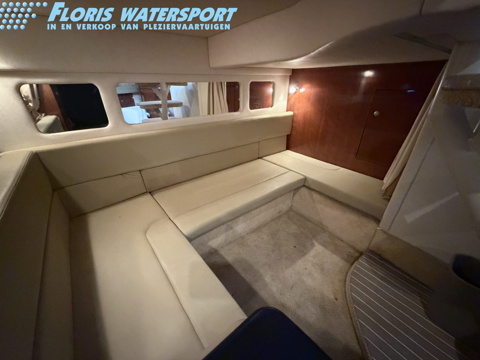 foto: 5 Sea Ray 335 Sundancer
