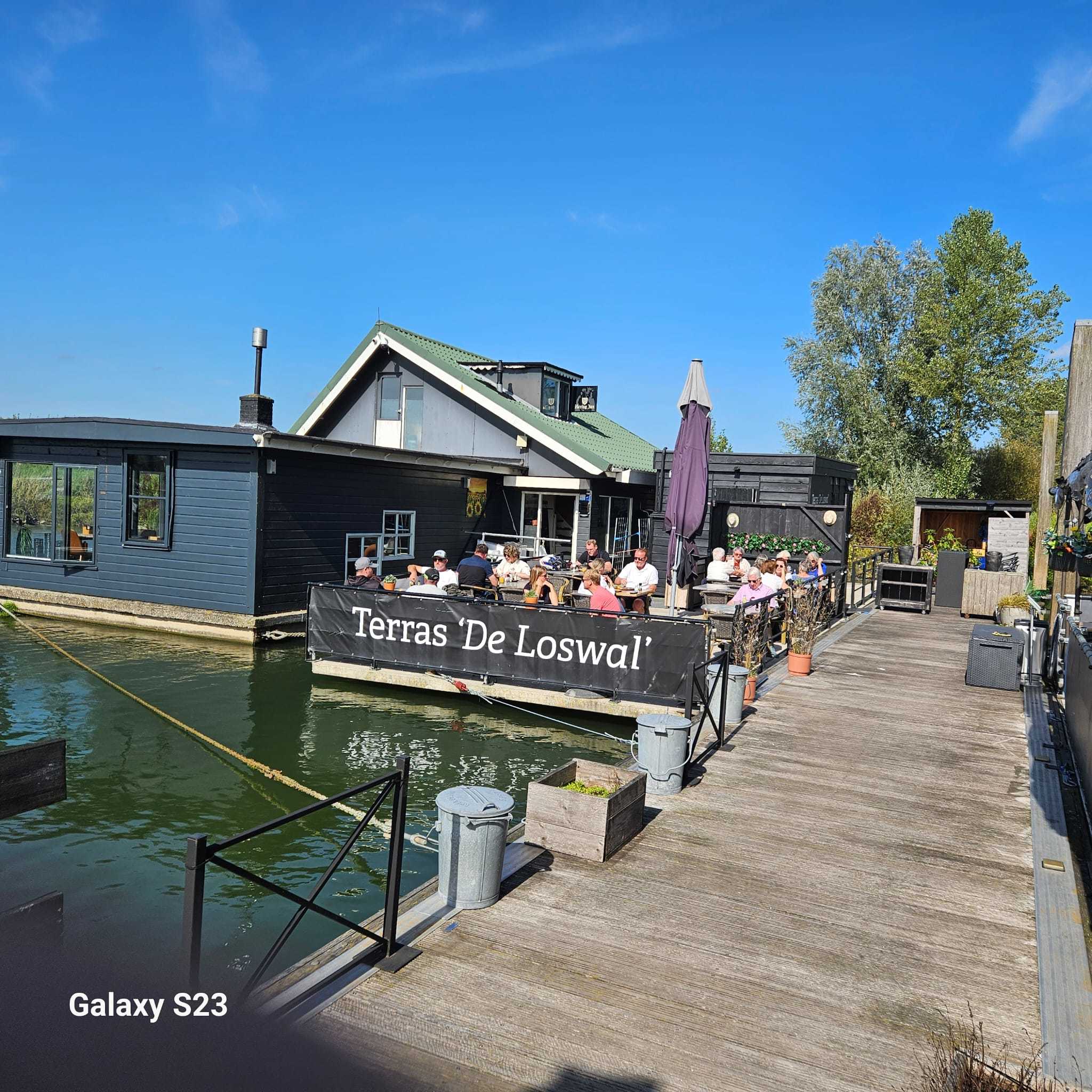 foto: 21 Drijvend Restaurant Houseboat