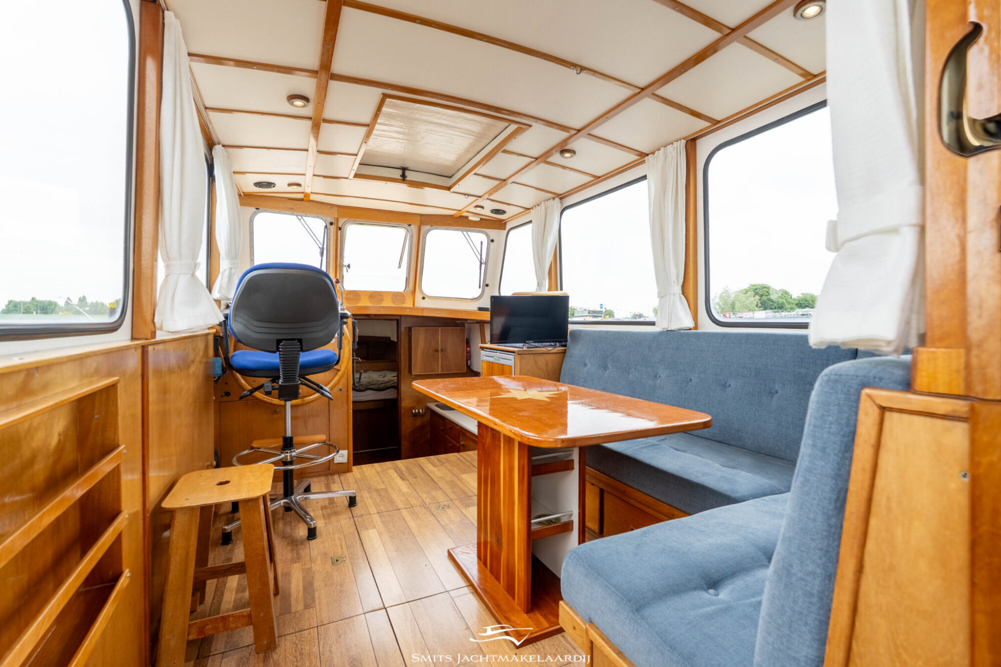foto: 7 Damen Damen vlet 12.20 OK