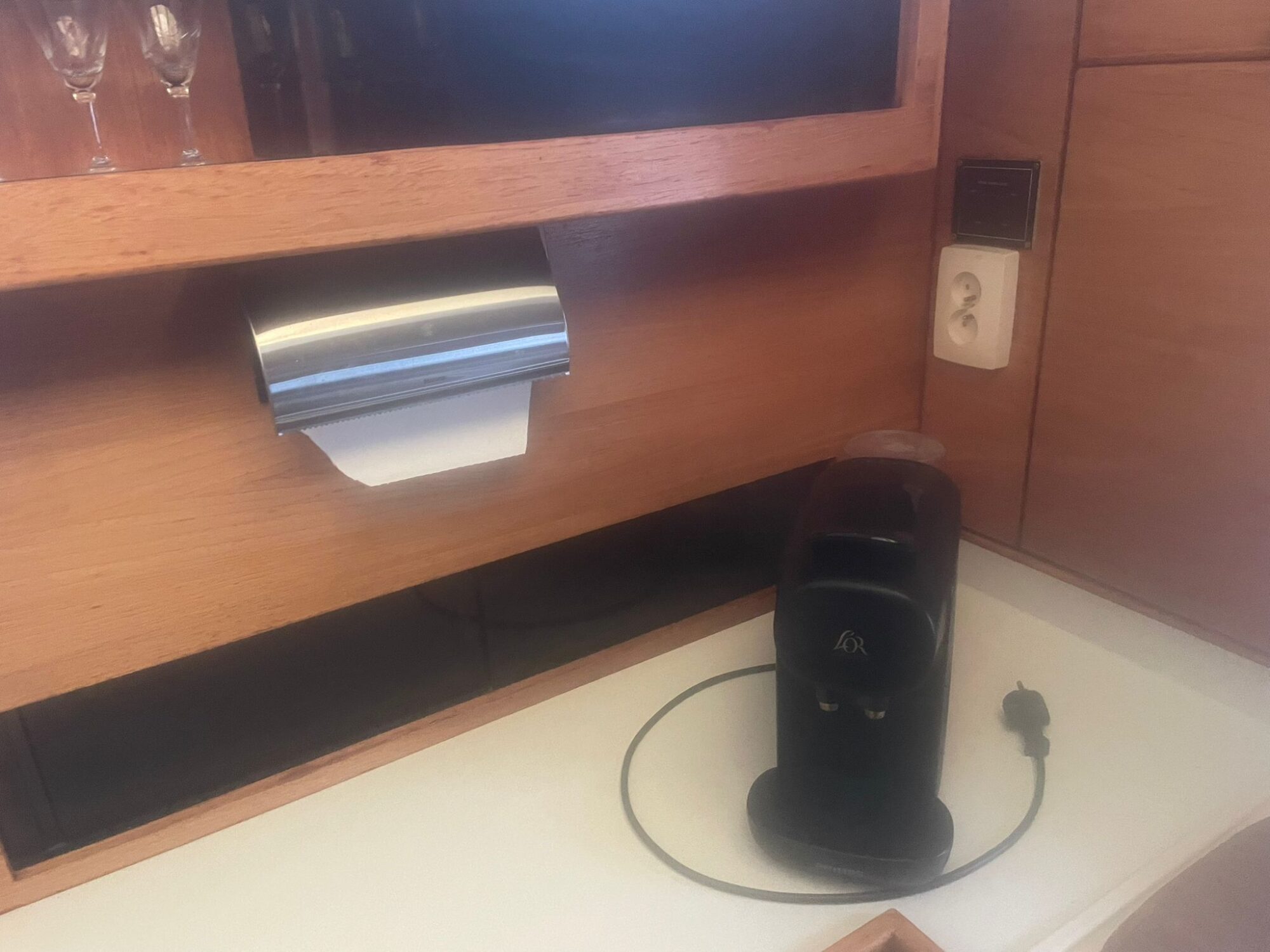 foto: 9 Princess Princess 415 FB