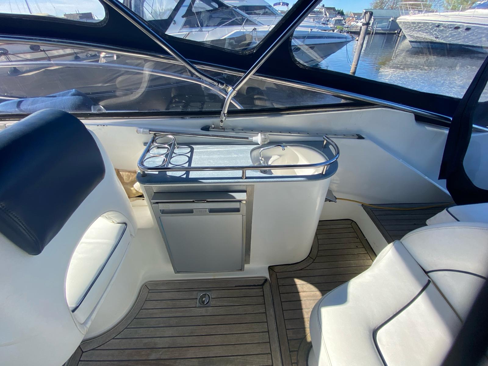 foto: 6 Bavaria 29 DC