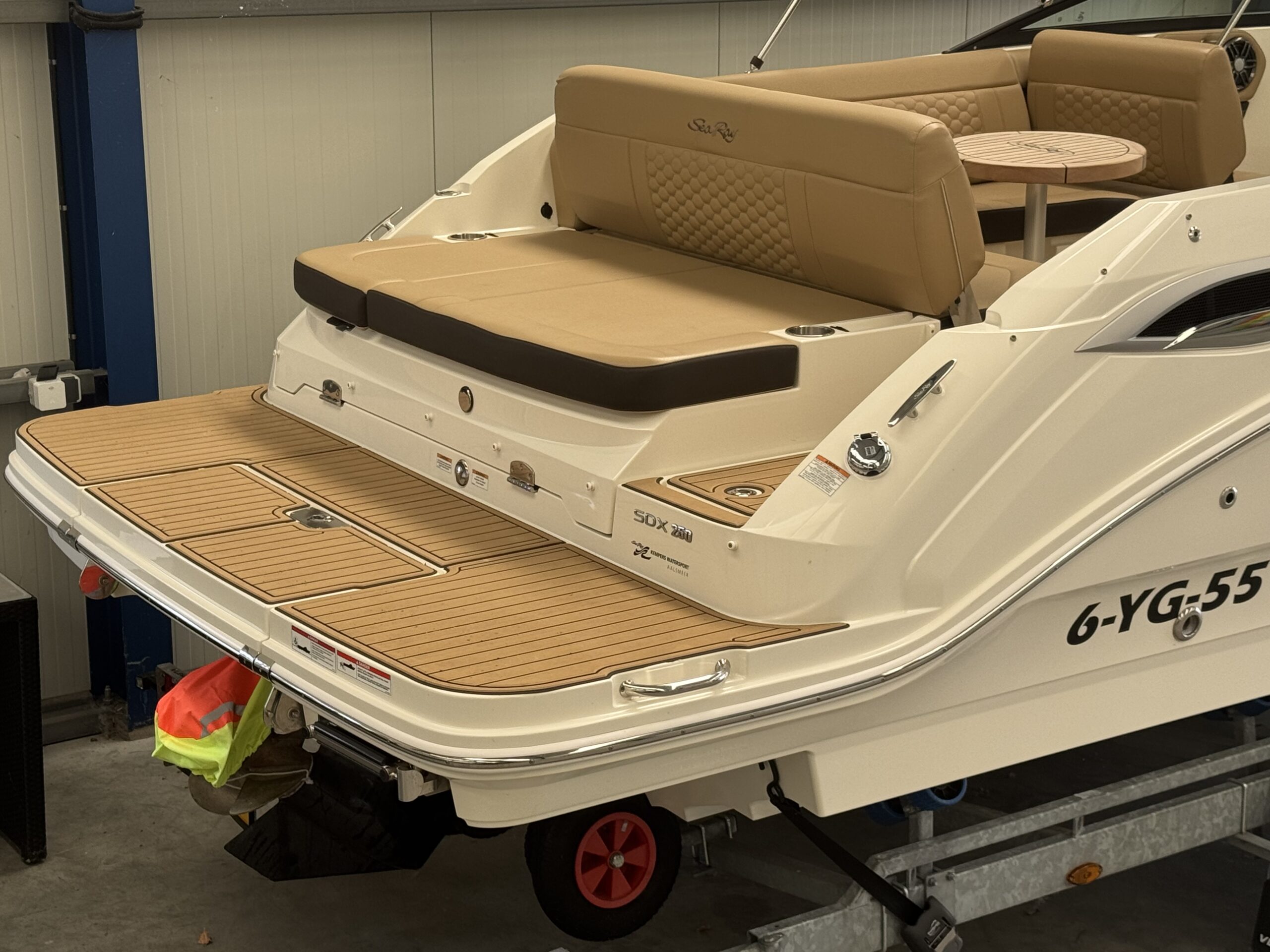 foto: 6 Sea Ray SDX 250