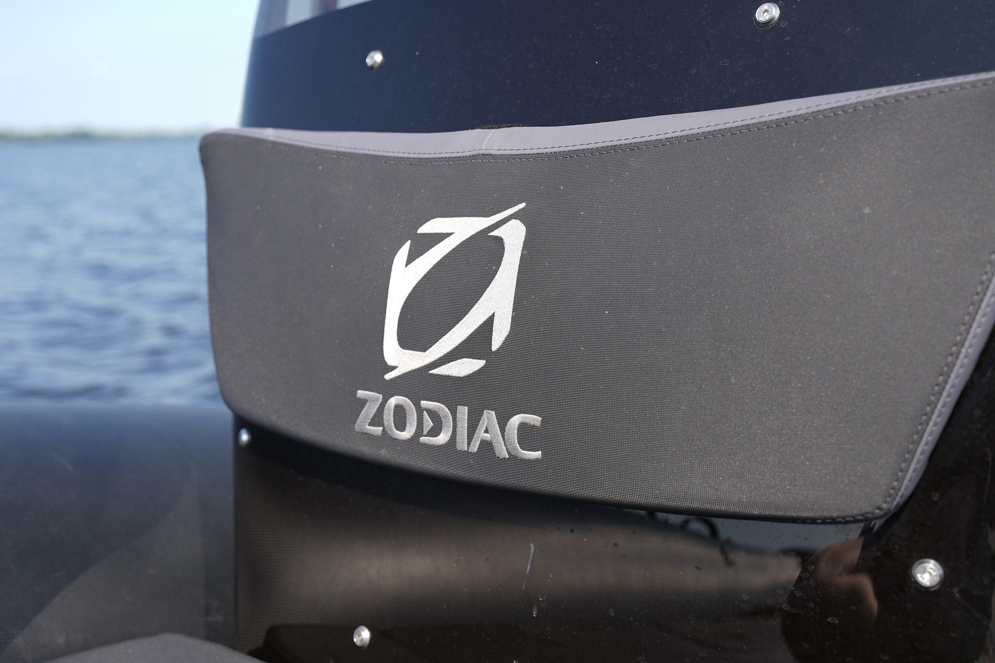 foto: 8 Zodiac N-ZO 680 