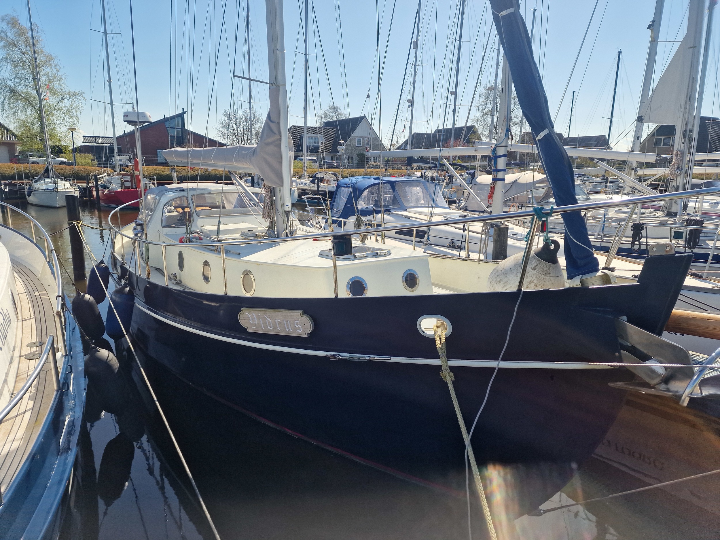 hoofdfoto: 1 Vikingbank Vripack 1100