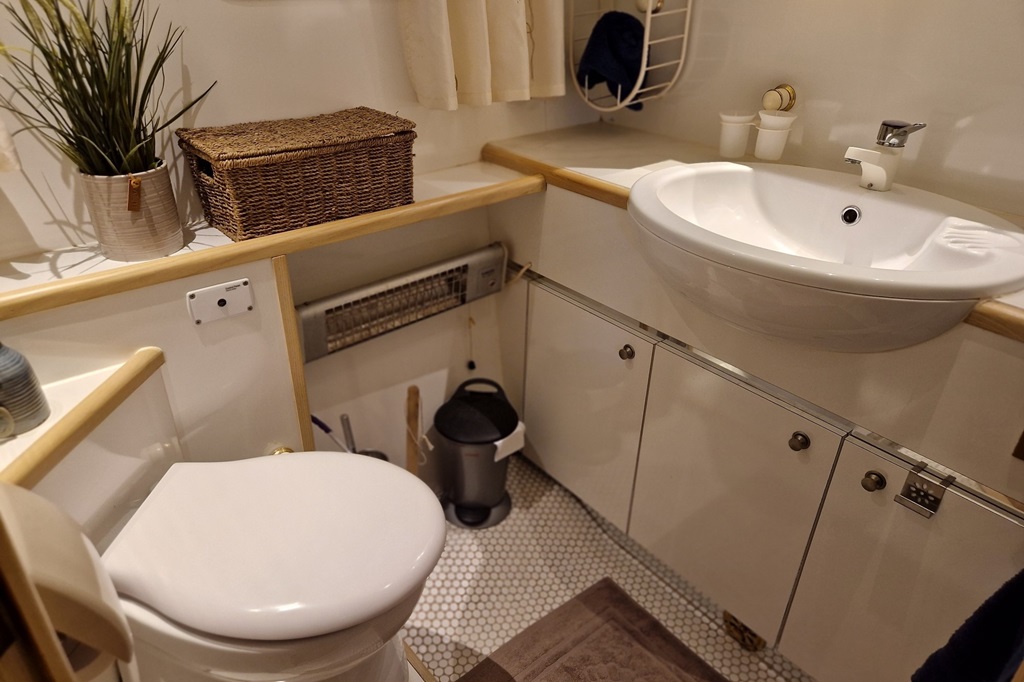 foto: 6 Valk Vitesse 48