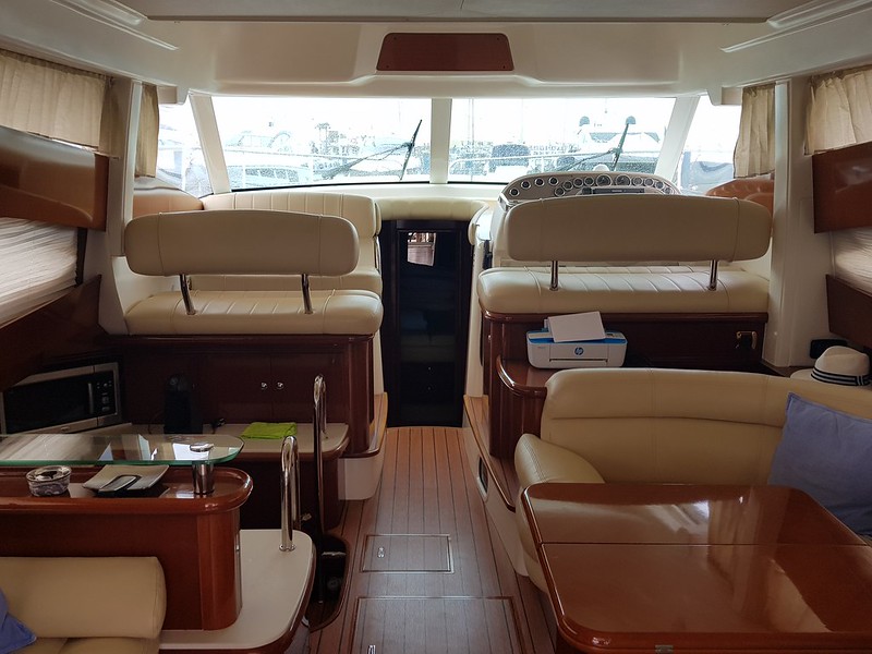 foto: 5 Prestige 46 Fly