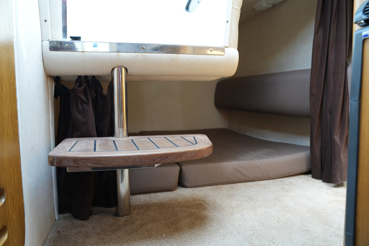 foto: 6 Sea Ray 255 Sundancer