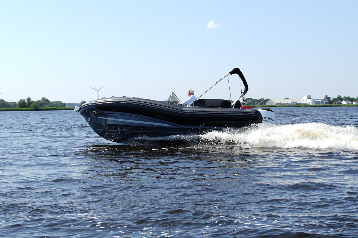 foto: 5 Zodiac N-ZO 680 