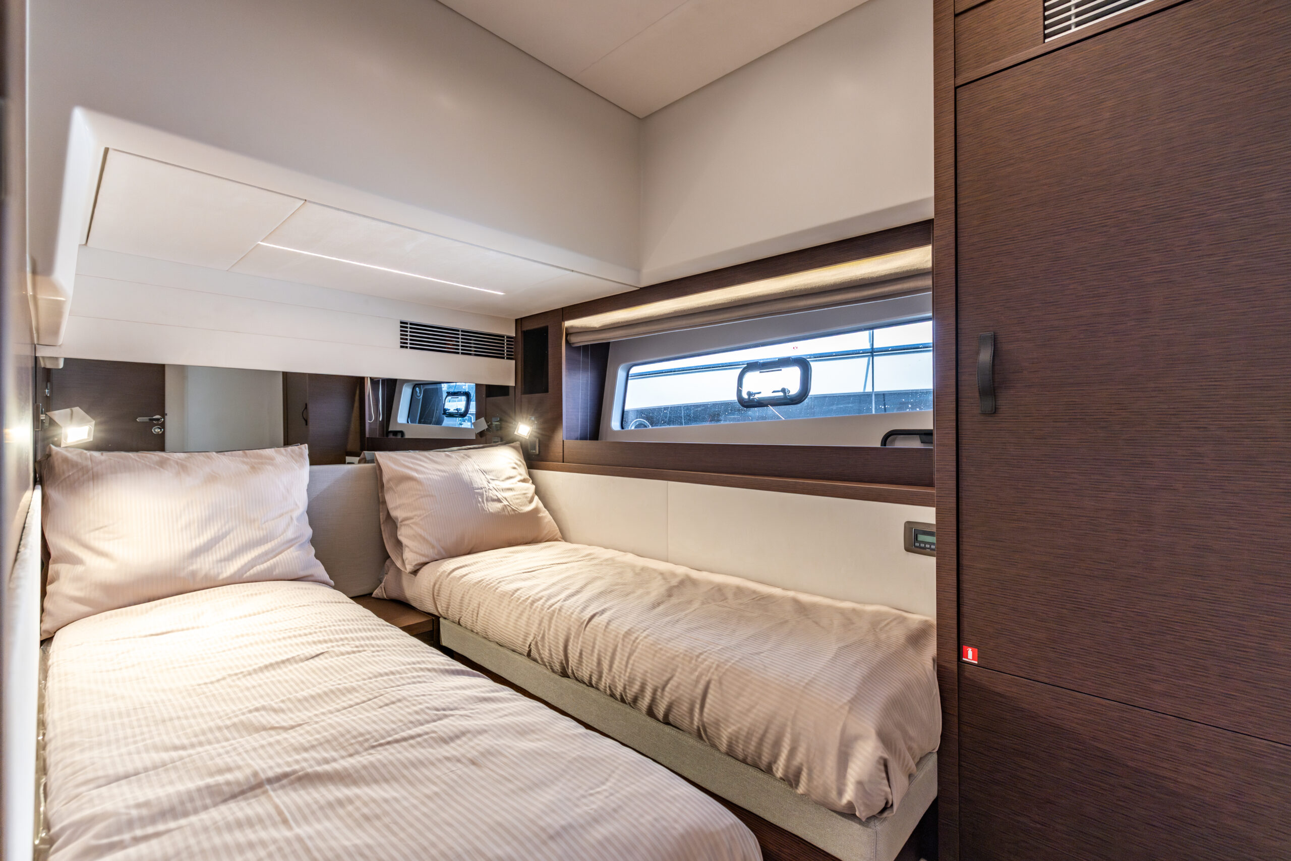 foto: 9 Prestige 590