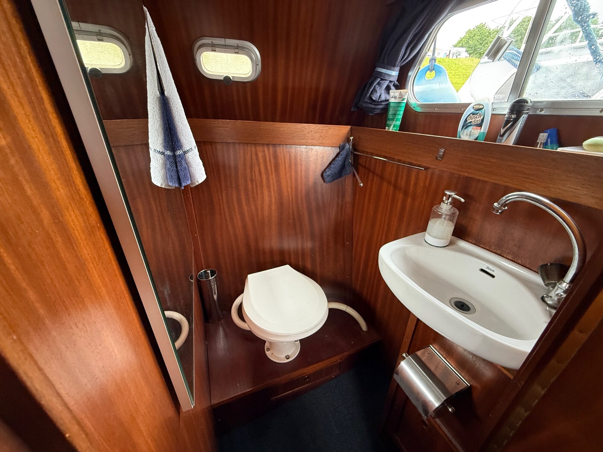 foto: 6 Hollandia Hollandia 10.00 AK Cabrio