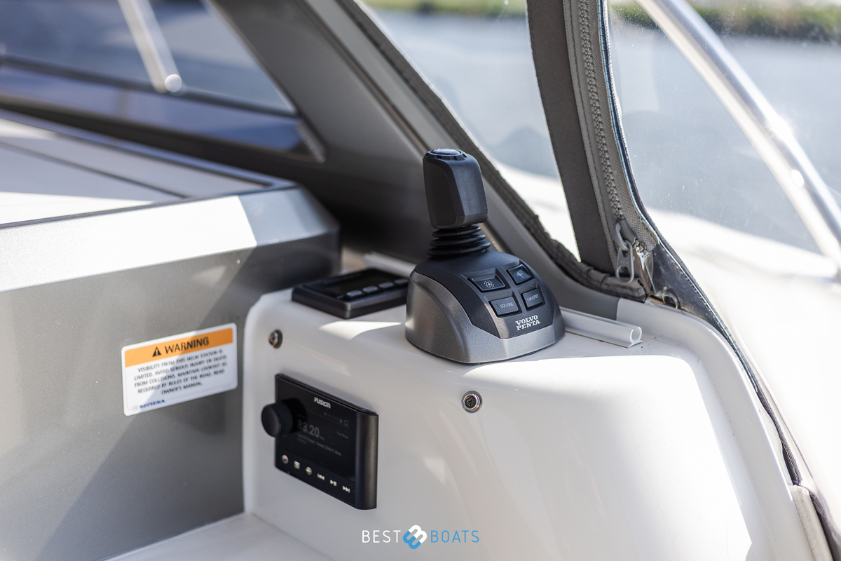 foto: 11 Riviera 4600 SPORT YACHT-PLATINUM EDITION