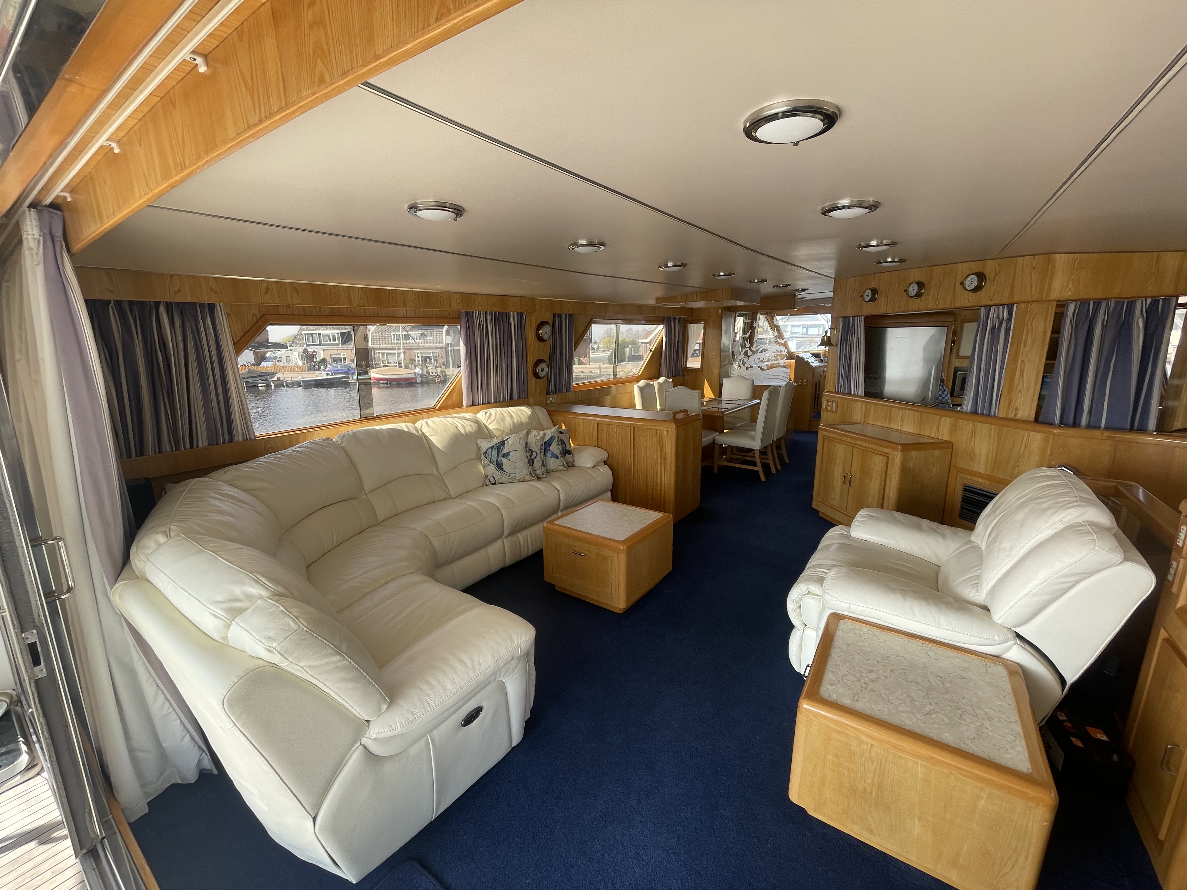 foto: 6 Trader 75 Signature