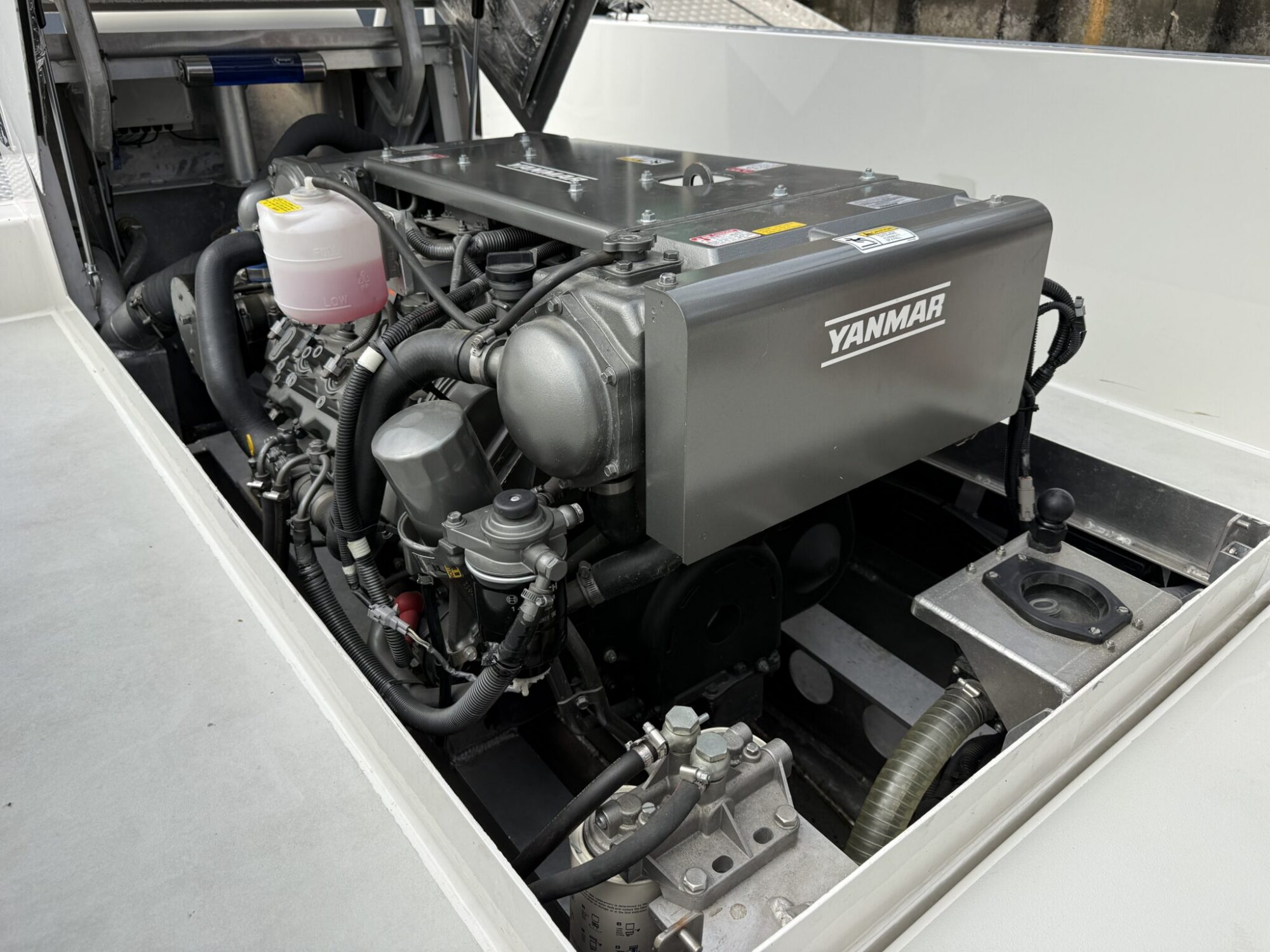 foto: 4 EO Workboats EO Workboats Alunautic 7.10 Yacht Tender