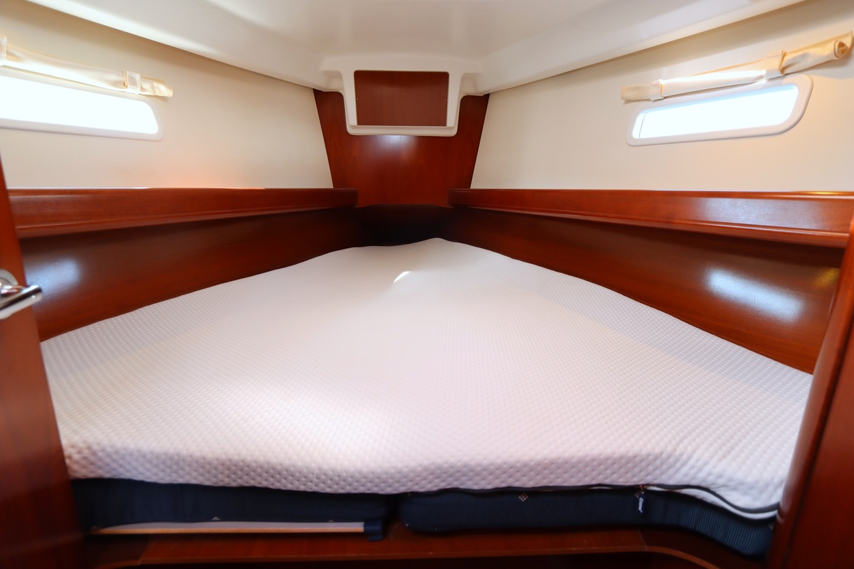 foto: 12 BENETEAU OCEANIS CLIPPER 373