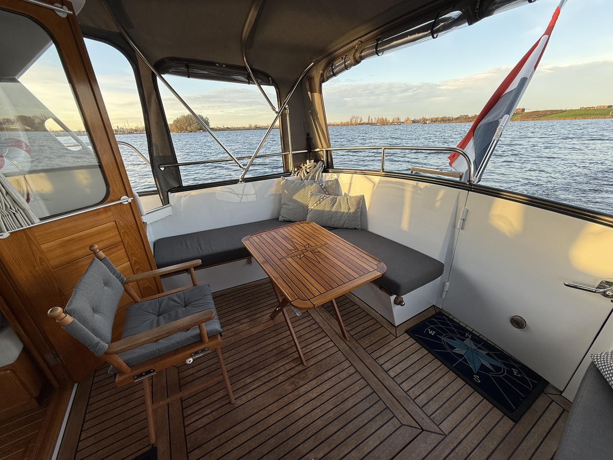 foto: 5 Bruijs Spiegelkotter 11.50 OK