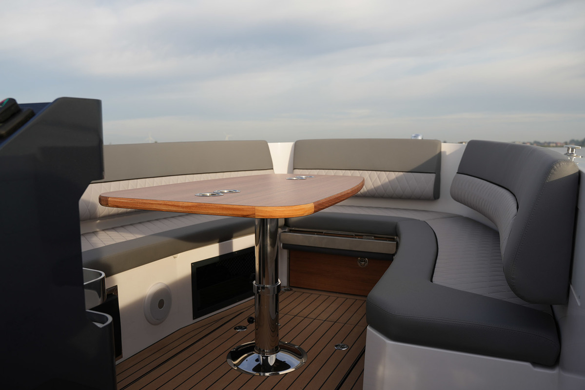 foto: 9 Alfastreet Marine 21 Open Electric