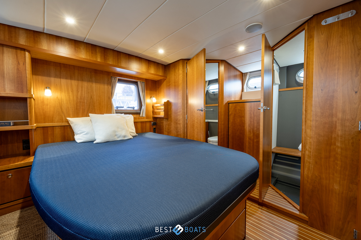 foto: 8 Linssen Grand Sturdy 410 AC Variotop