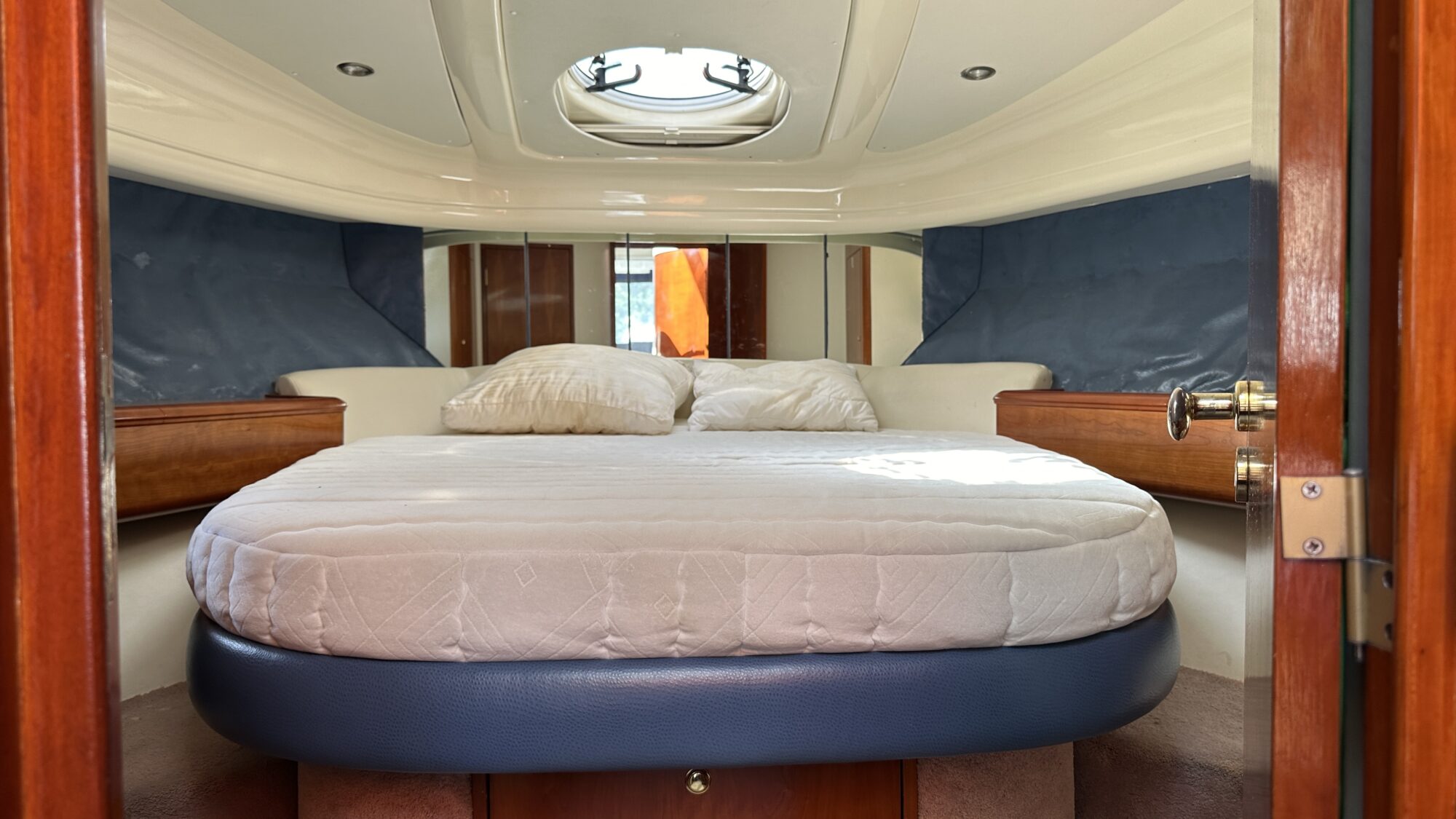 foto: 7 Fairline Fairline Phantom 40 Flybridge