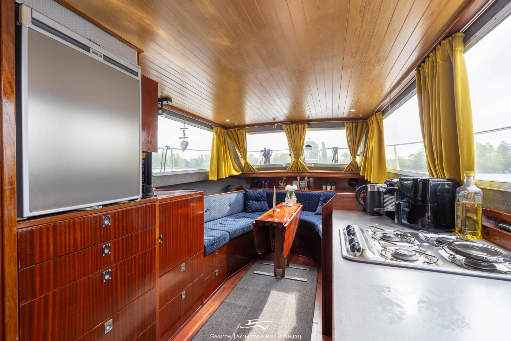 foto: 6 Bege Bege 9.50 AK Cabrio