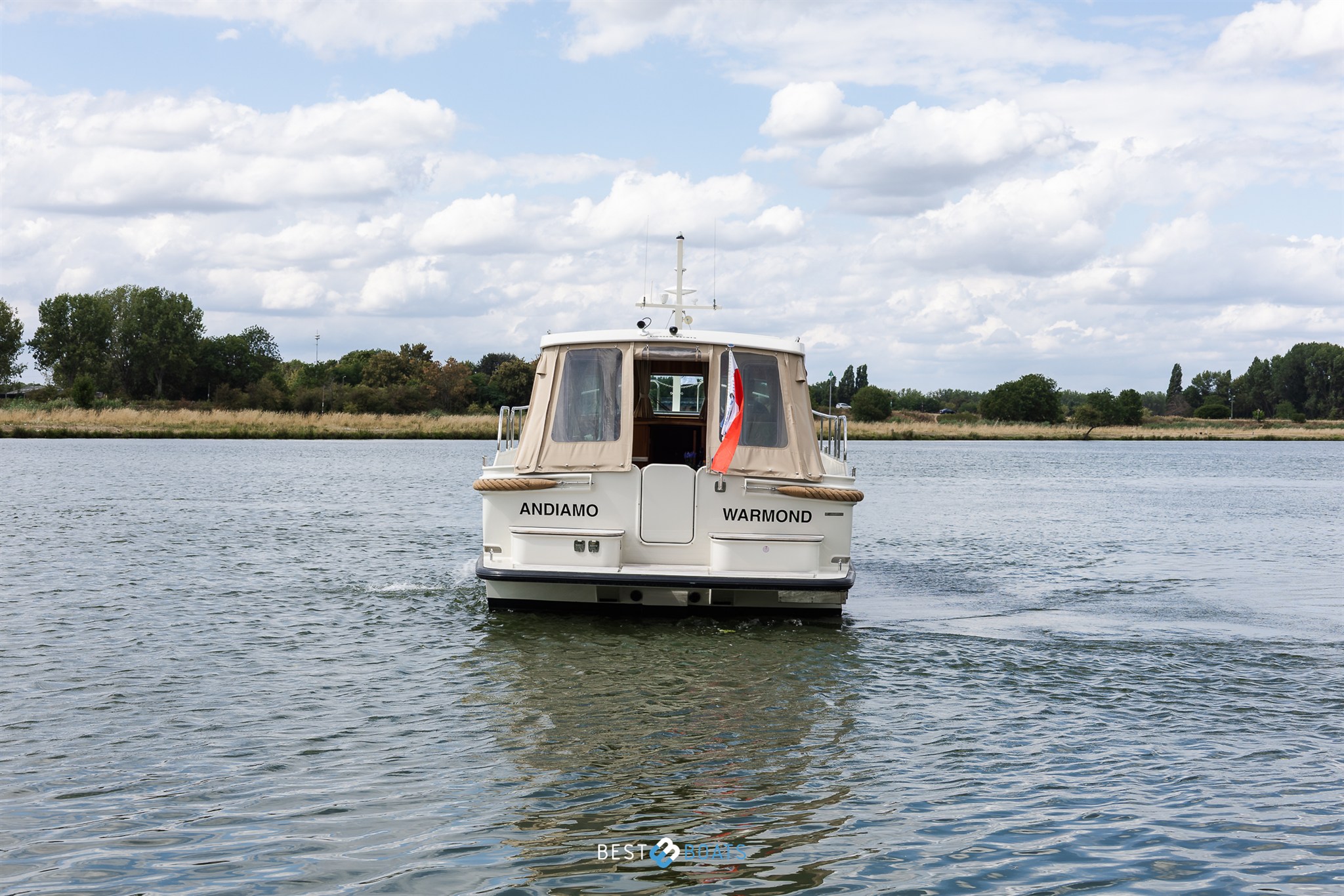 foto: 6 Linssen Grand Sturdy 35.0 Sedan